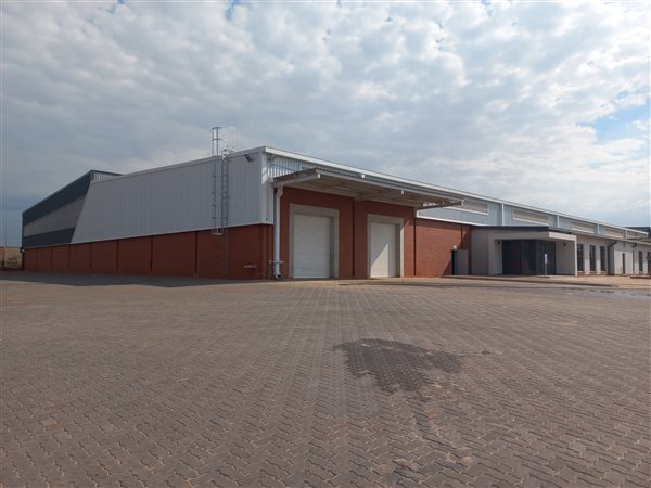 2 196  m² Industrial space