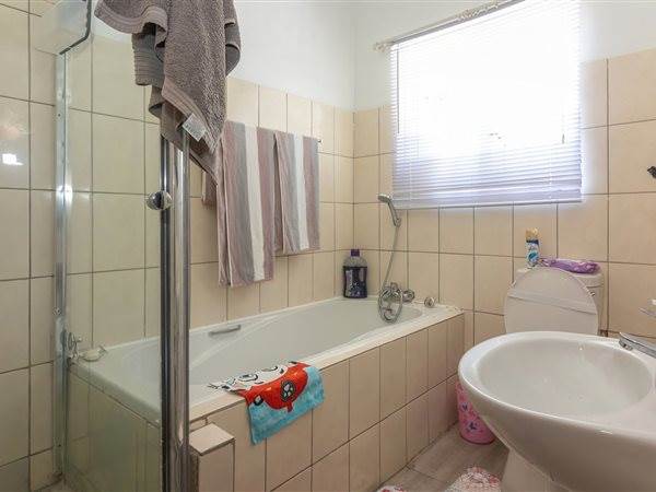 3 Bed House in Kroonstad photo number 21