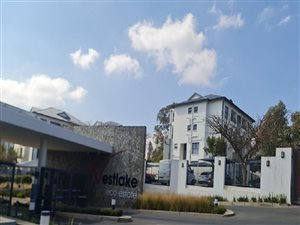 1 Bed Apartment in Modderfontein