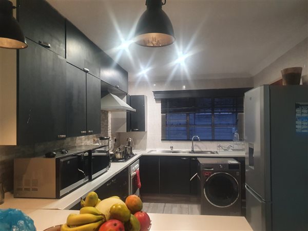 3 Bedroom House 3 Bedroom House