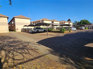 2 Bed Townhouse in Claremont
