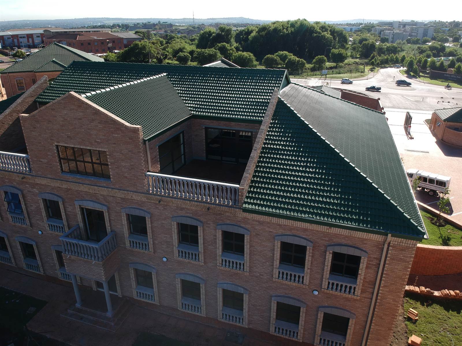 300  m² Office Space in Highveld photo number 7