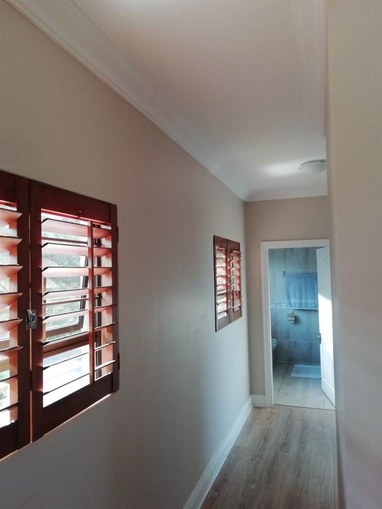 3 Bed Duplex in La Lucia photo number 30