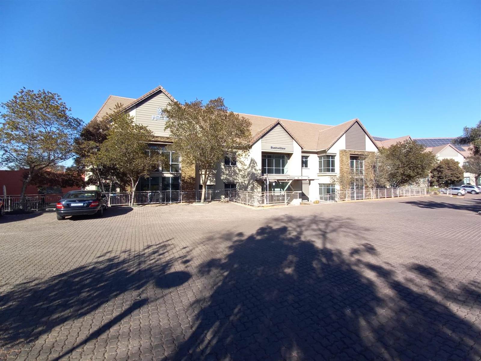 325  m² Office Space in Doringkloof photo number 12