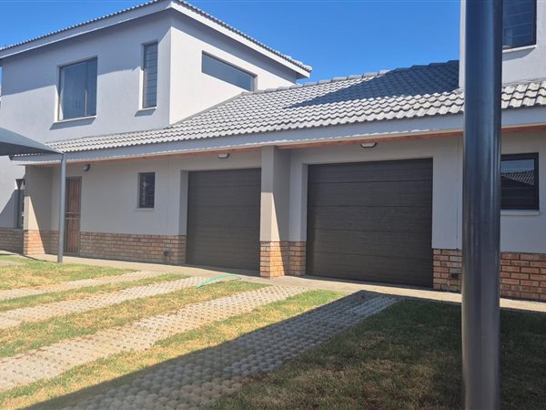 3 Bedroom Townhouse