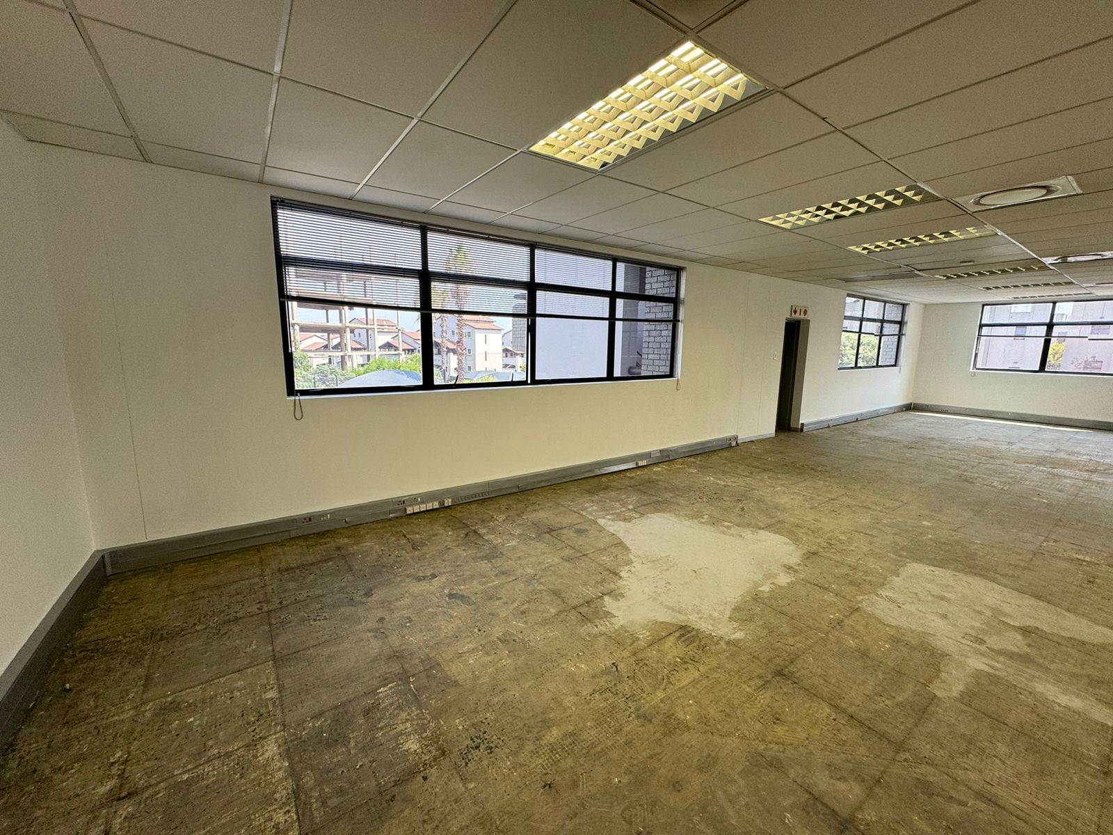 317  m² Commercial space in Sunninghill photo number 10