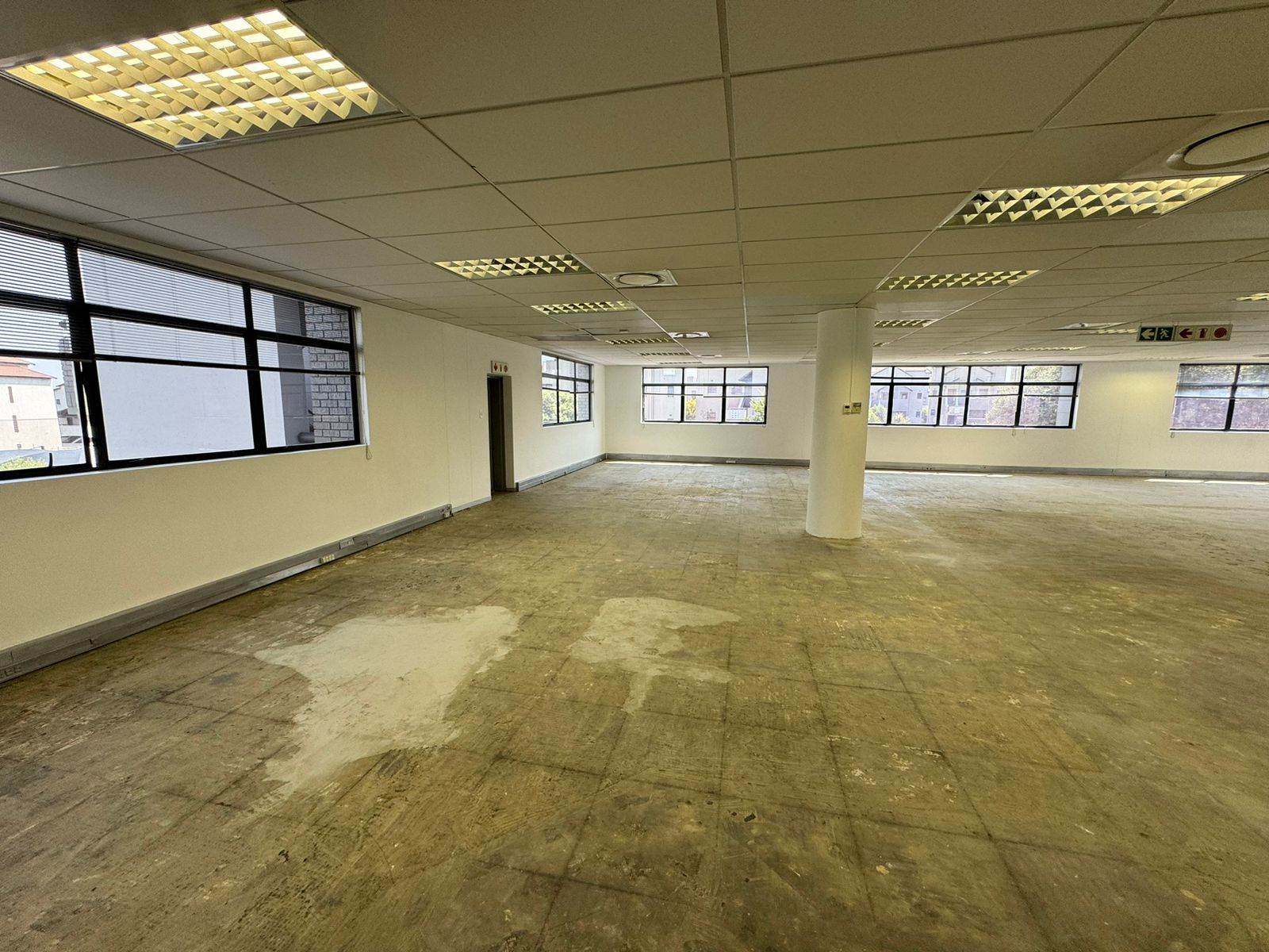 317  m² Commercial space in Sunninghill photo number 8