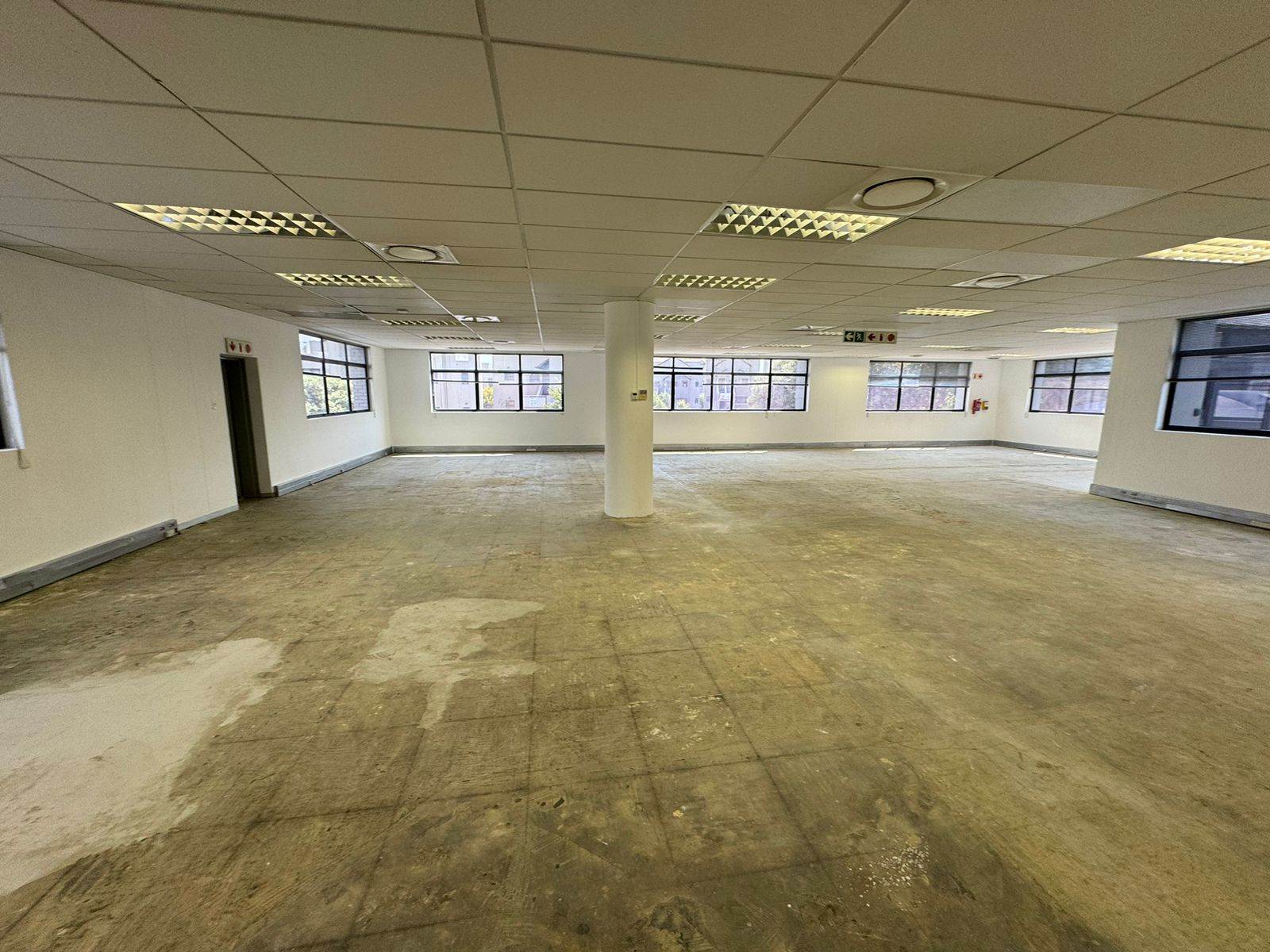 317  m² Commercial space in Sunninghill photo number 9
