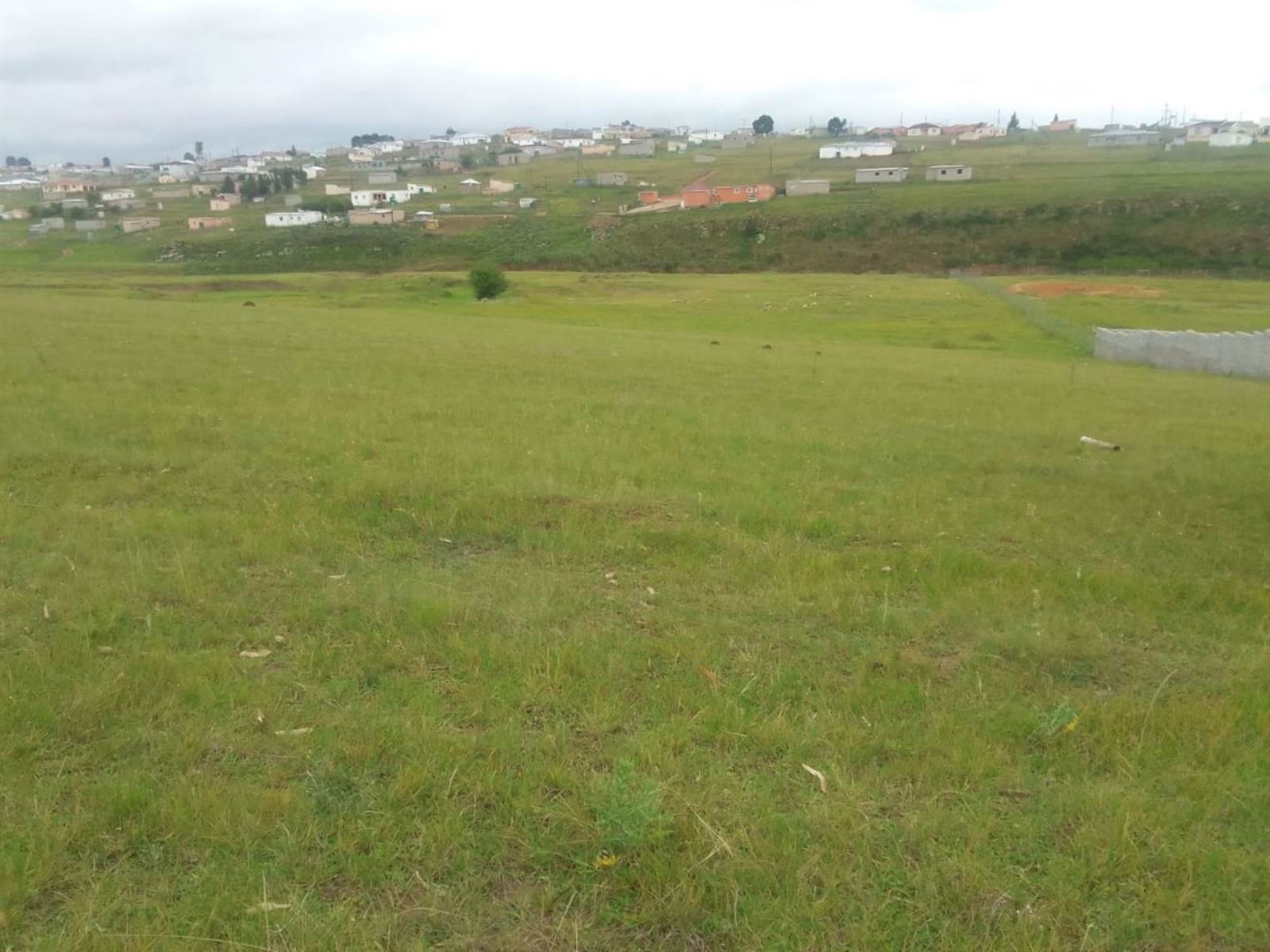 3.5 ha Land available in Mthata photo number 3