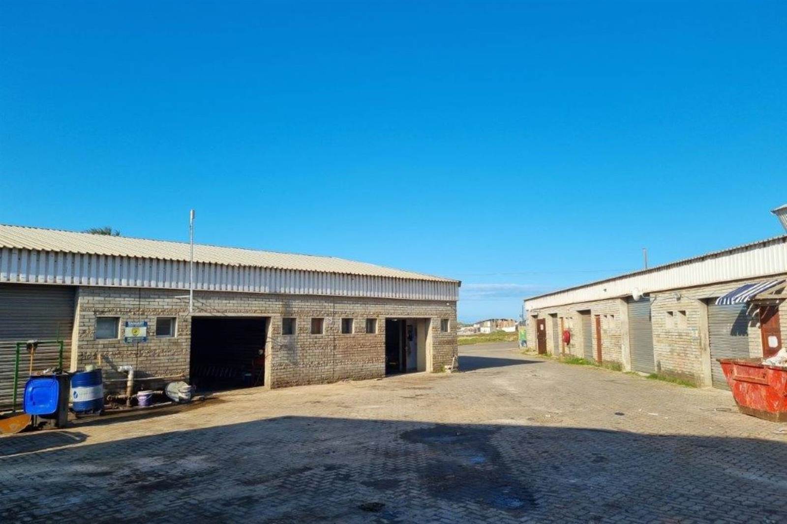 76  m² Industrial space in St Francis Bay photo number 3