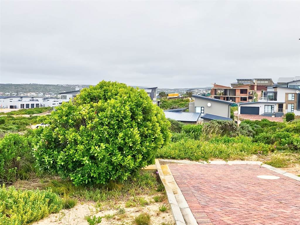 823 m² Land available in Stilbaai photo number 5