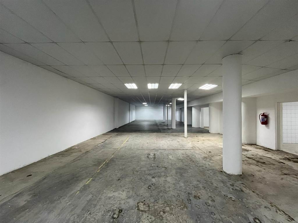 2540.1  m² Commercial space in Lichtenburg photo number 30