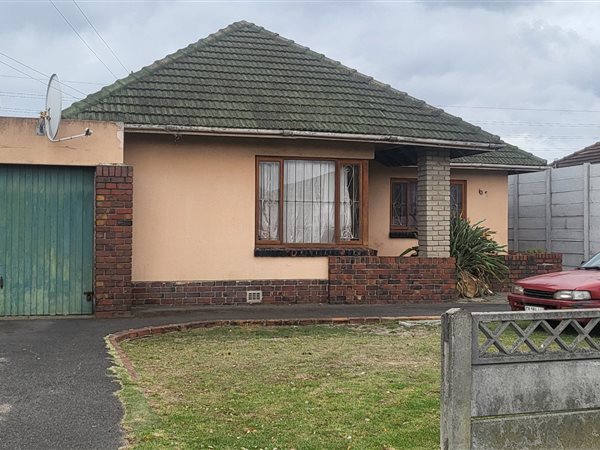 3 Bed House in Beaconvale