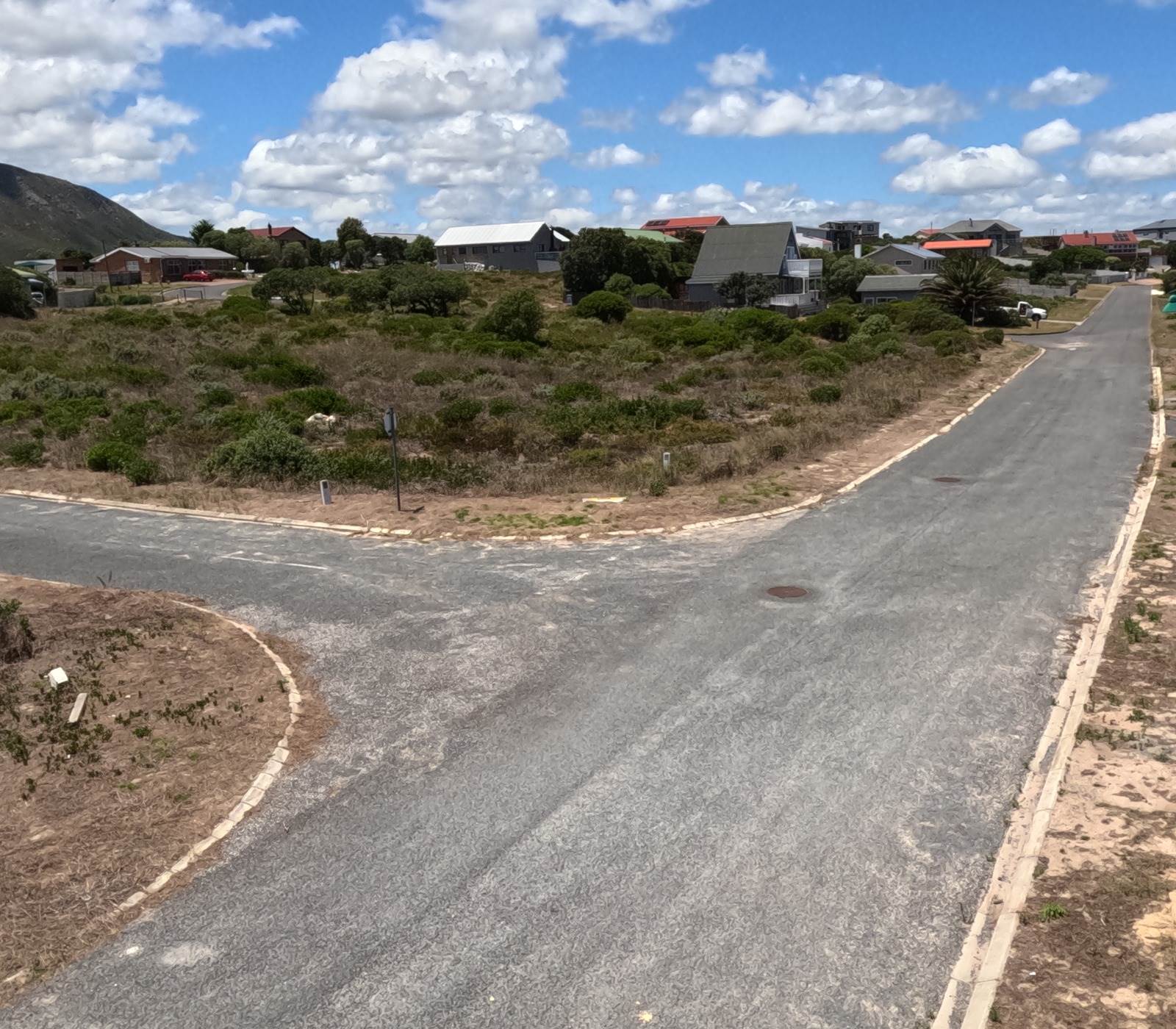 610 m² Land available in Kleinbaai photo number 1