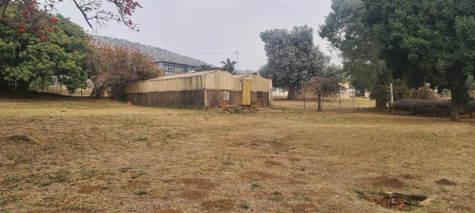 3.2 ha Land available in Ruimsig photo number 2