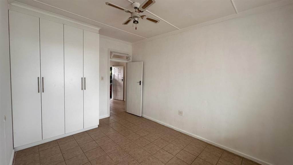 1.5 Bed Apartment in Musgrave photo number 11
