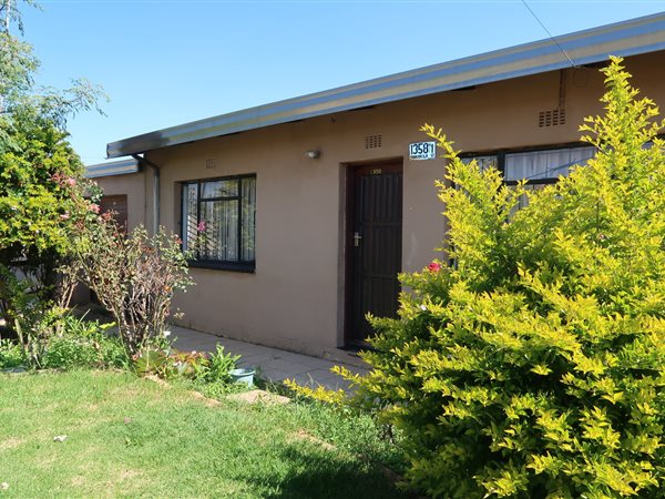 2 Bedroom House 2 Bedroom House