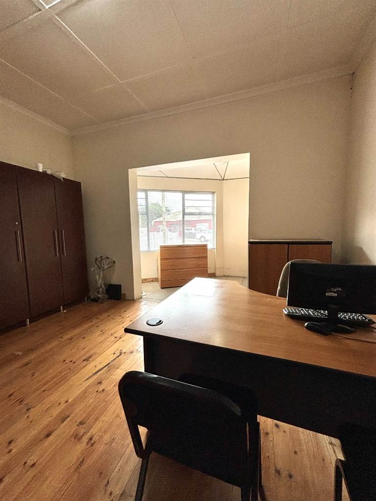 Commercial space in Uitenhage Central photo number 21