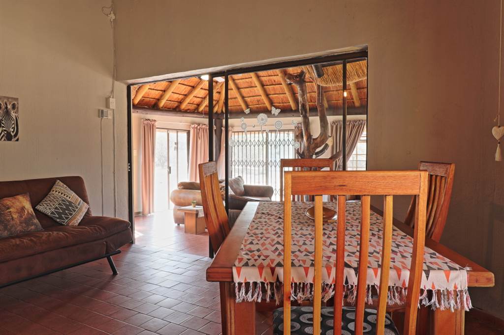 2 Bed House in Marloth Park photo number 14