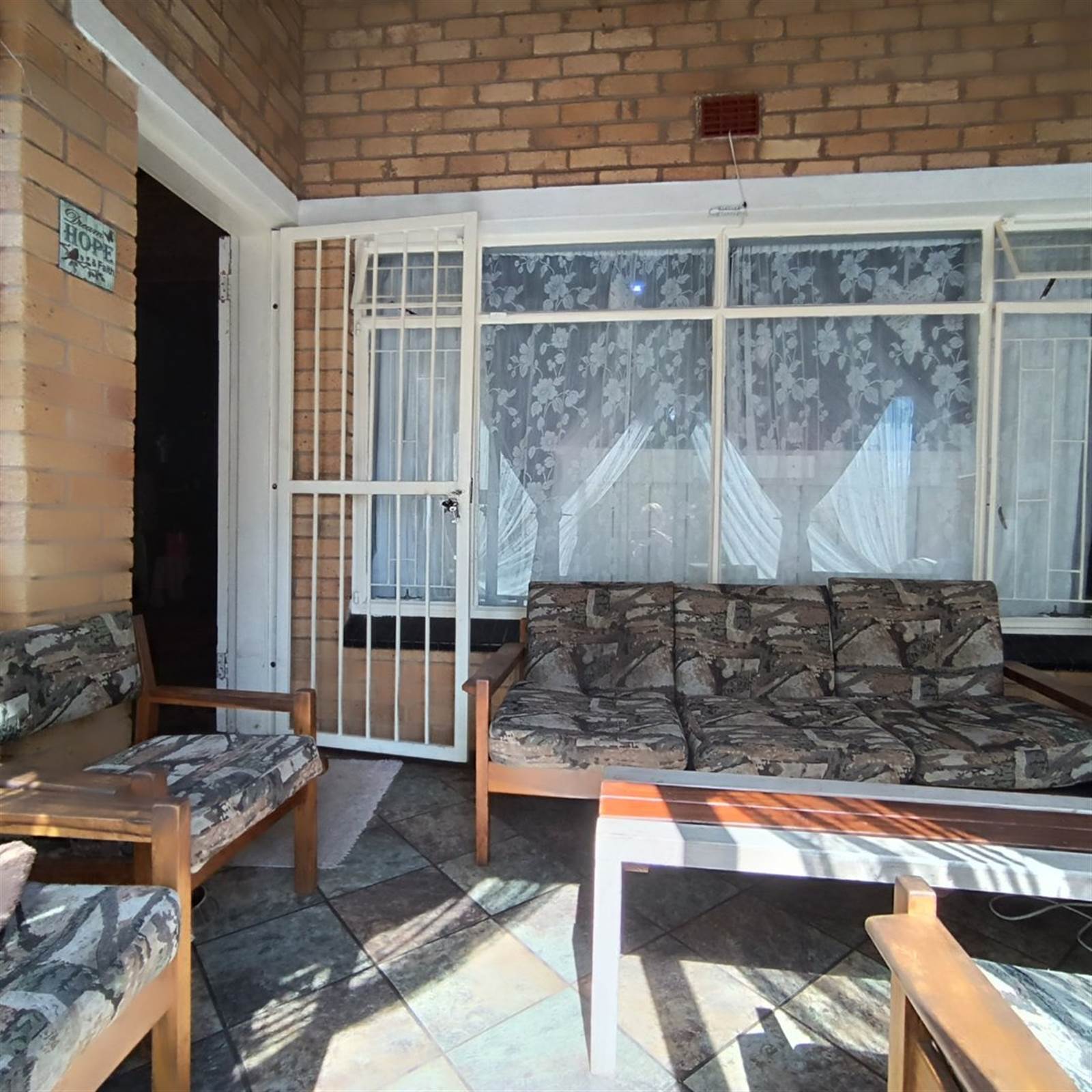 2 Bed Townhouse in Parys photo number 2