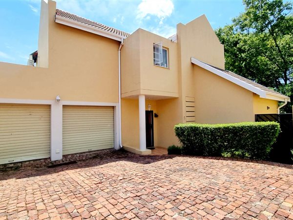 3 Bed Townhouse in Equestria
