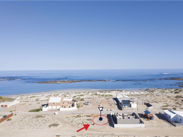 352 m² Land