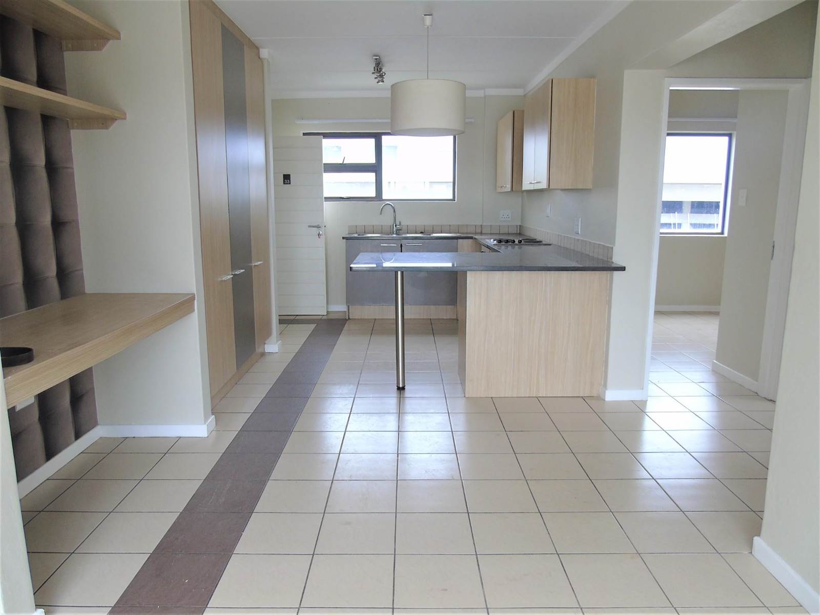 2 Bed Apartment in Fourways photo number 5