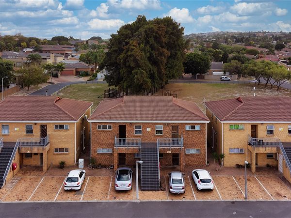 Flats for sale in brackenfell on sale