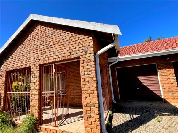 3 Bedroom House 3 Bedroom House