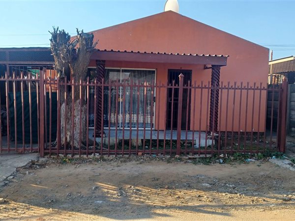 2 Bedroom House 2 Bedroom House
