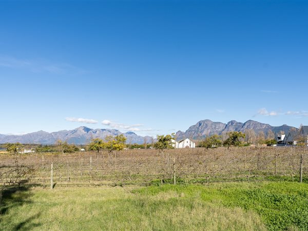 2 944 m² Land 2 944 m² Land
