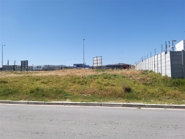 1000 m² Land available in Racing Park