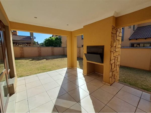 3 Bed House in Hughes