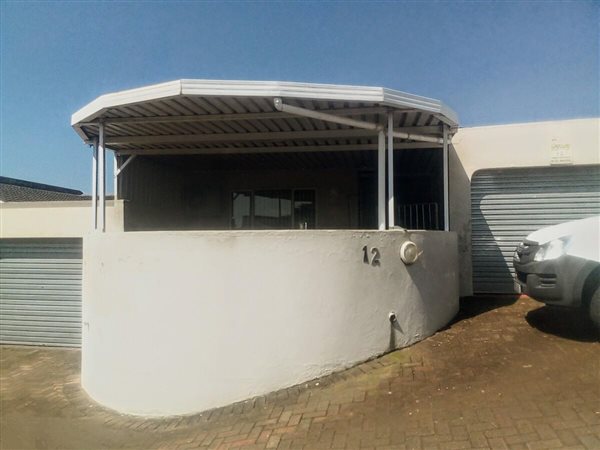 3 Bedroom Townhouse 3 Bedroom Townhouse