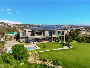 4 Bed House in Blue Hills Equestrian Estate