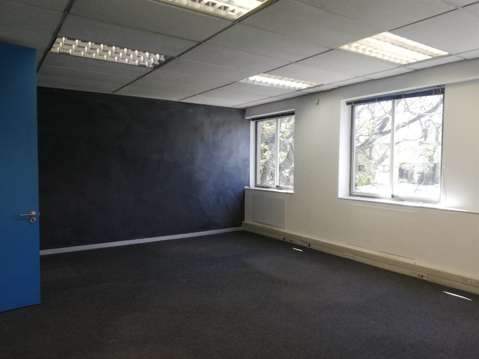 403.6  m² Commercial space in Woodmead photo number 14