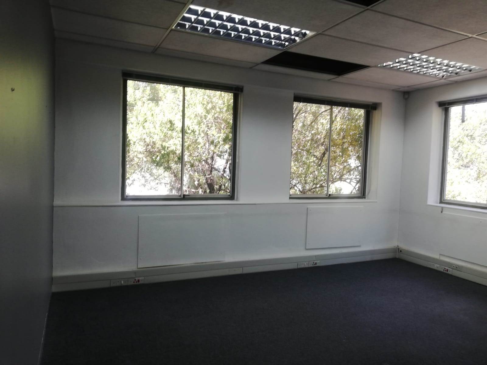 403.6  m² Commercial space in Woodmead photo number 21