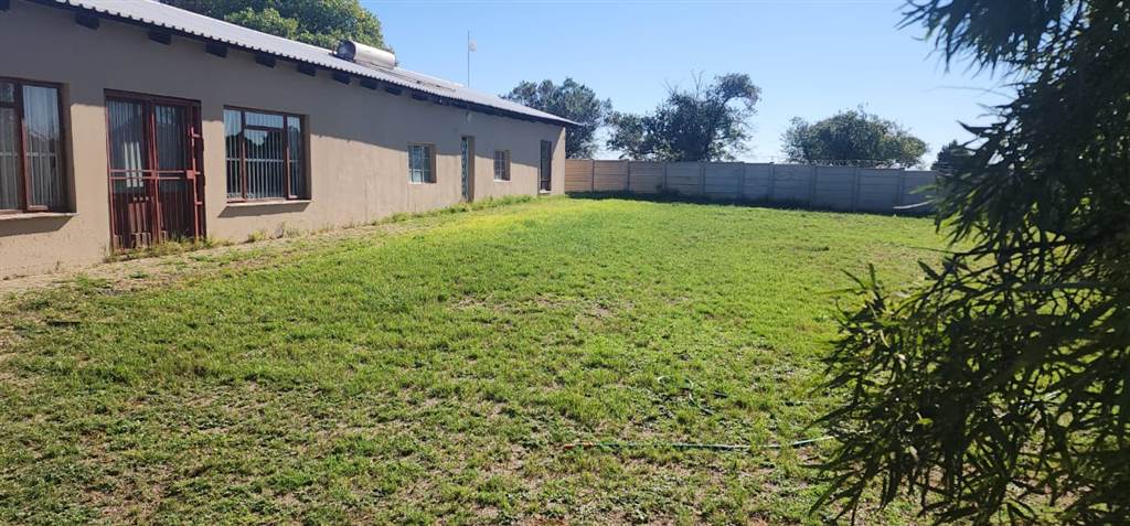 6 ha Smallholding in Bloemfontein photo number 4