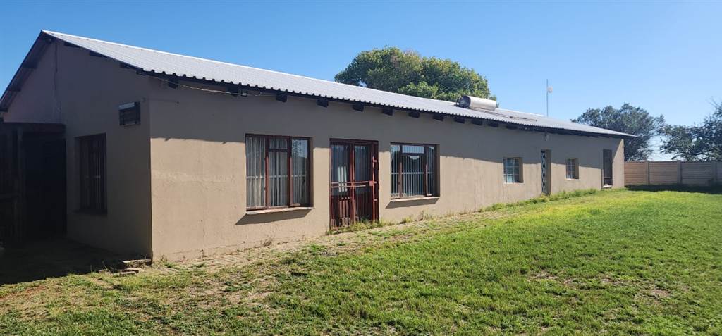 6 ha Smallholding in Bloemfontein photo number 1