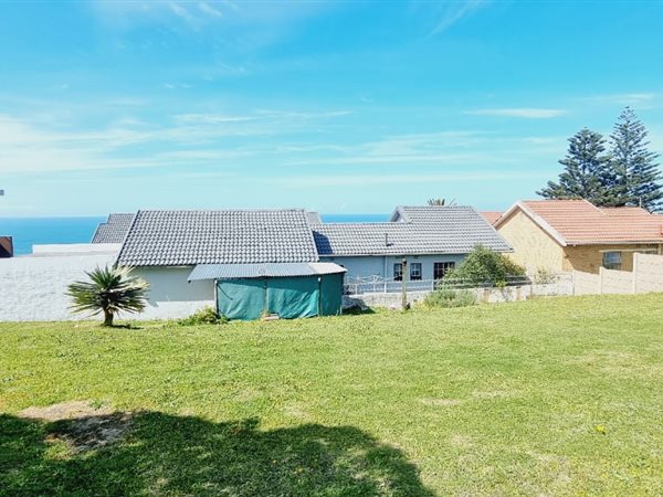 842 m² Land