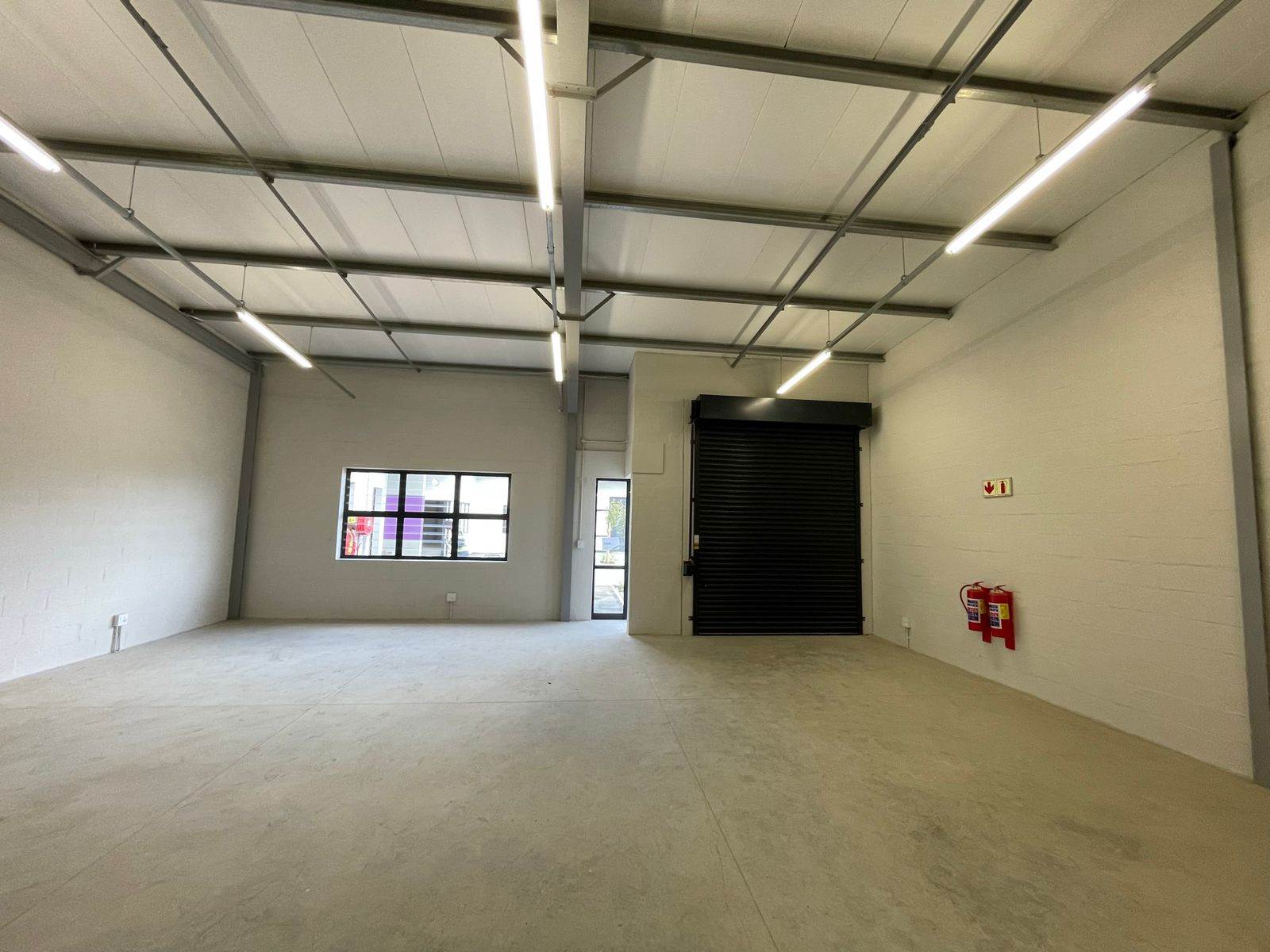 108  m² Industrial space in Montague Gardens photo number 4