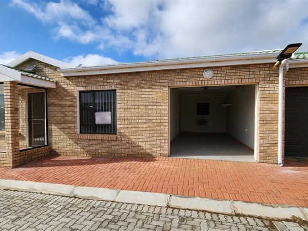 2 Bedroom Townhouse