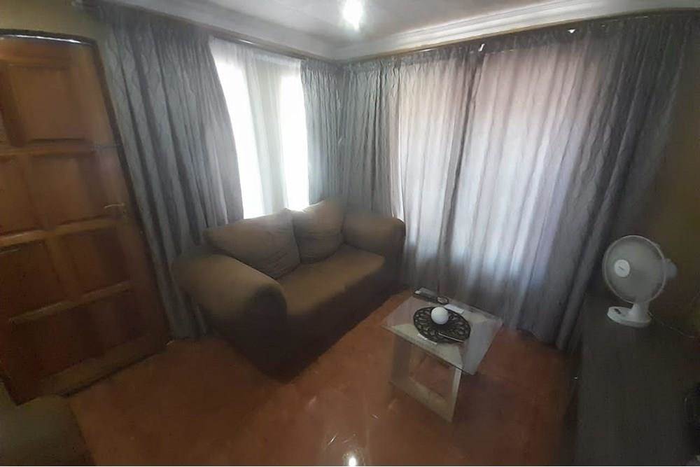 2 Bed House in Soshanguve photo number 19