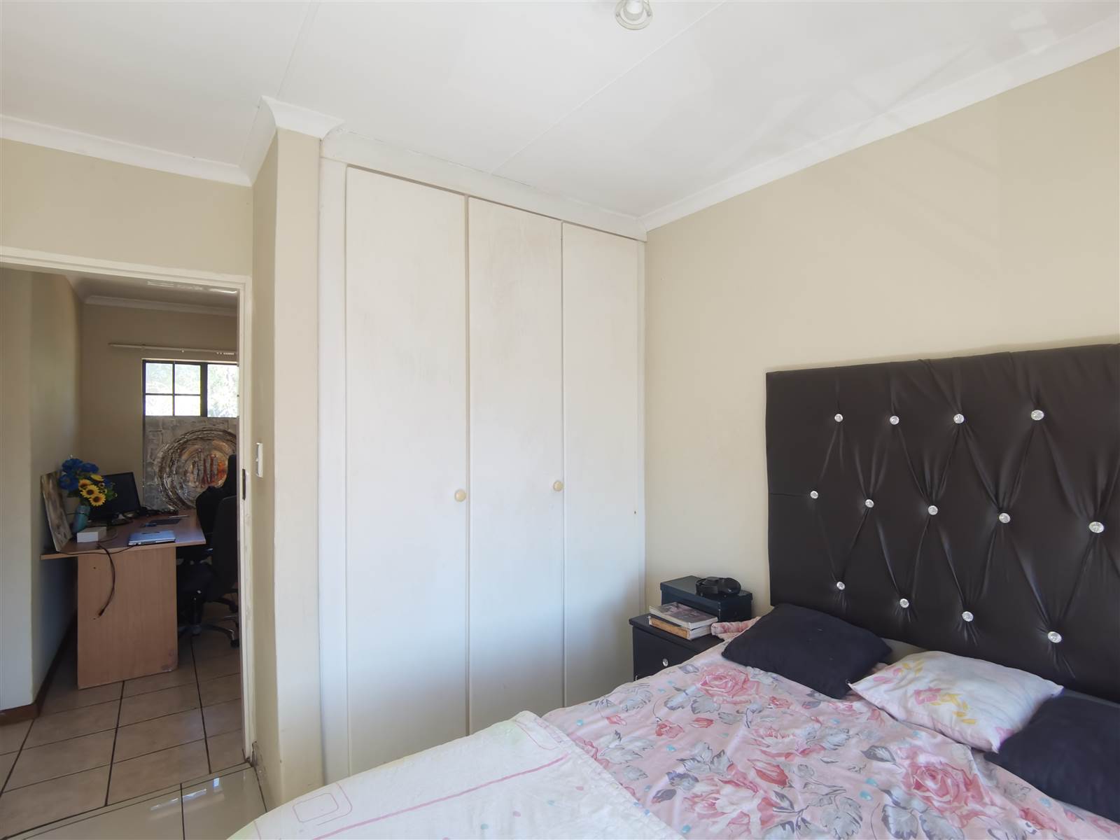 3 Bed Apartment in Erand Gardens photo number 6