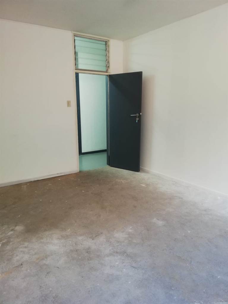 20  m² Office Space in Salt River photo number 4