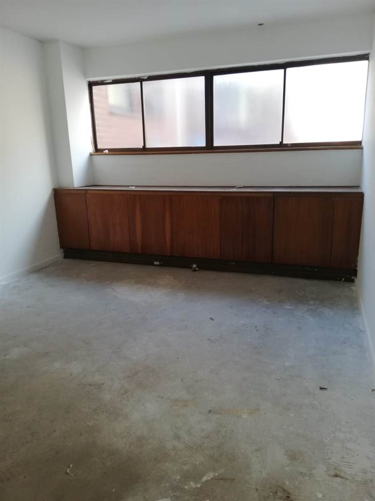 20  m² Office Space in Salt River photo number 1