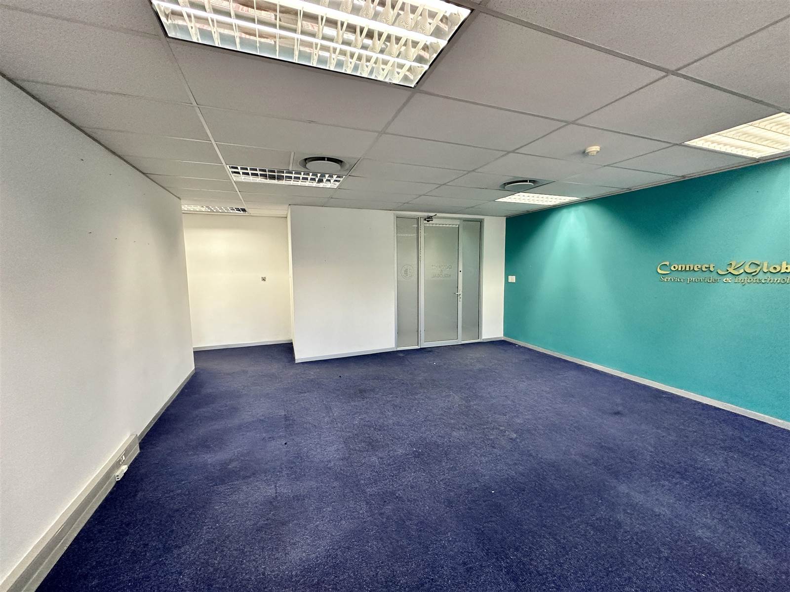 163  m² Commercial space in Cape Town City Centre photo number 3