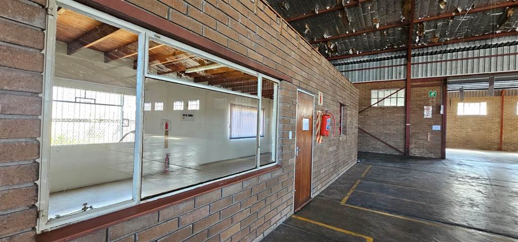1140  m² Industrial space in Kingsview photo number 9