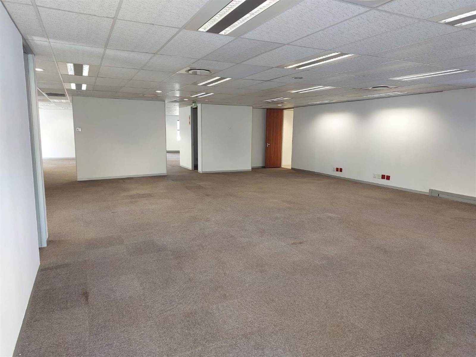 370  m² Commercial space in Bryanston photo number 9