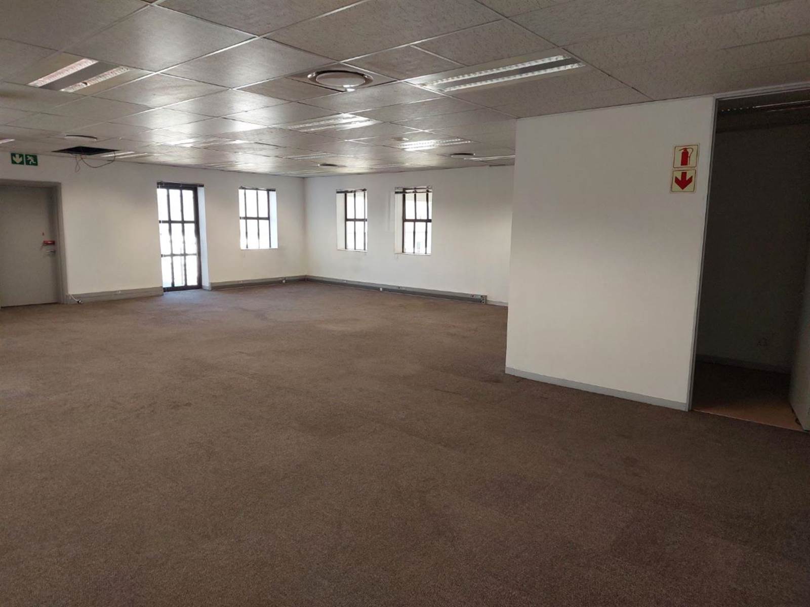 370  m² Commercial space in Bryanston photo number 11